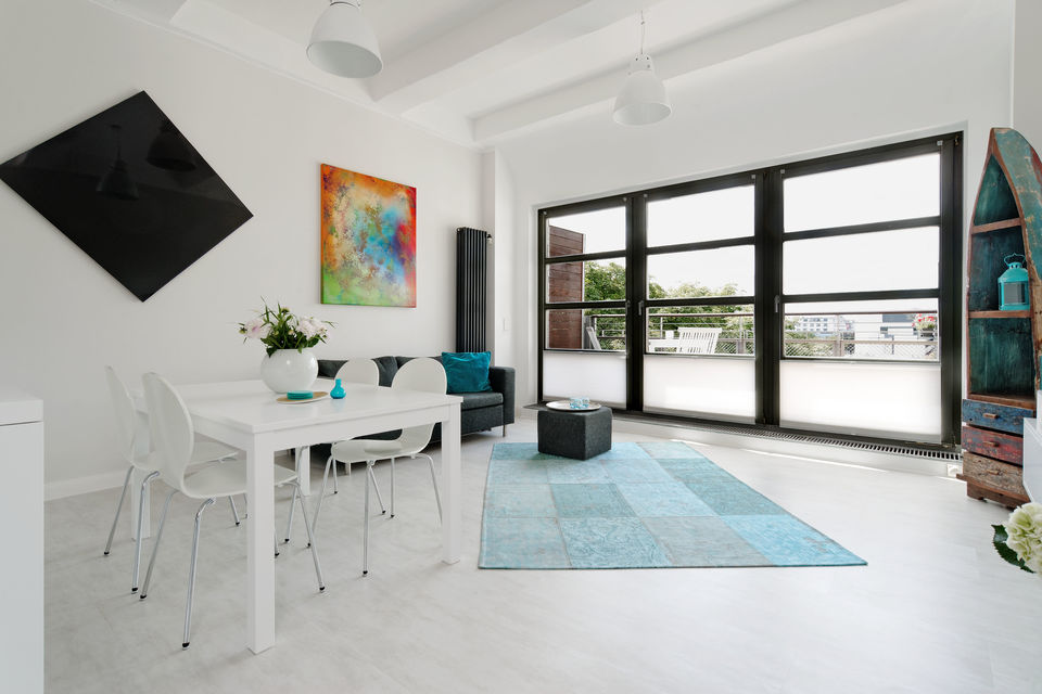 Furnished apartment, living room with floor-to-ceiling windows in Berlin Mitte