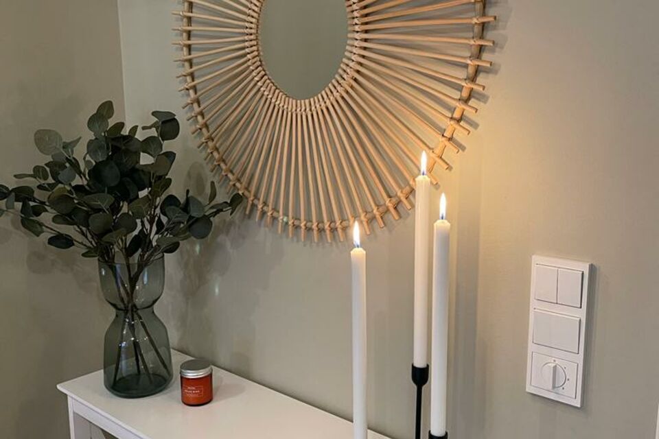 Furnished apartment, living room with decorative wall mirror in Berlin Mitte