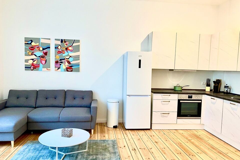 Furnished apartment, living room with open kitchen in Berlin Weißensee