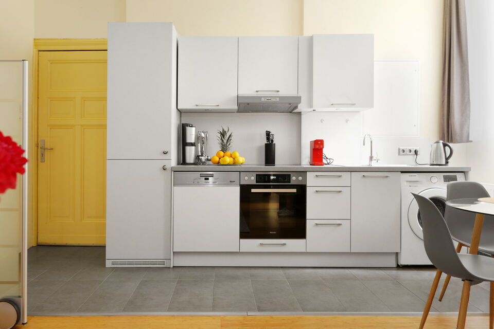 Furnished apartment, kitchen with modern cooking facilities in Berlin Wilmersdorf