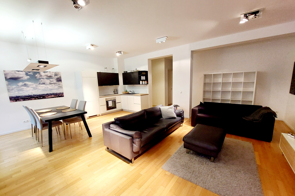 Furnished apartment, living room with wooden flooring in Berlin Mitte