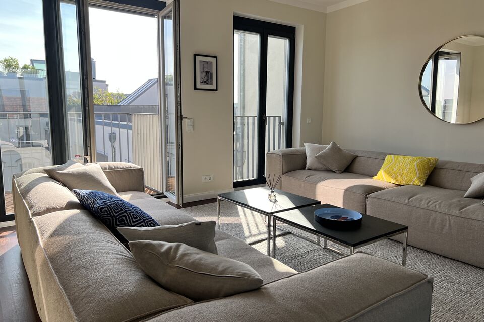 Furnished apartment, living room with balcony access in Berlin Mitte