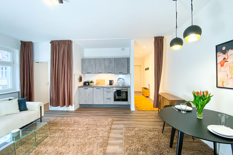 Furnished apartment, living room with open kitchen in Berlin Pankow