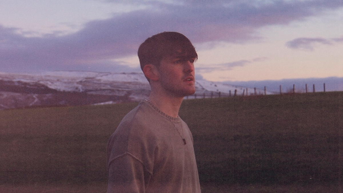 Single Review: Lucas Watt – Fake ID