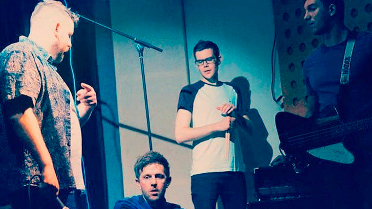 Track Of The Day: The Late Aprils – Hurricane