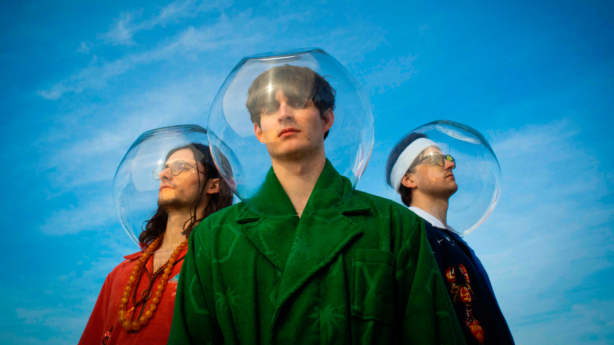 Single Review: Cassia – Right There