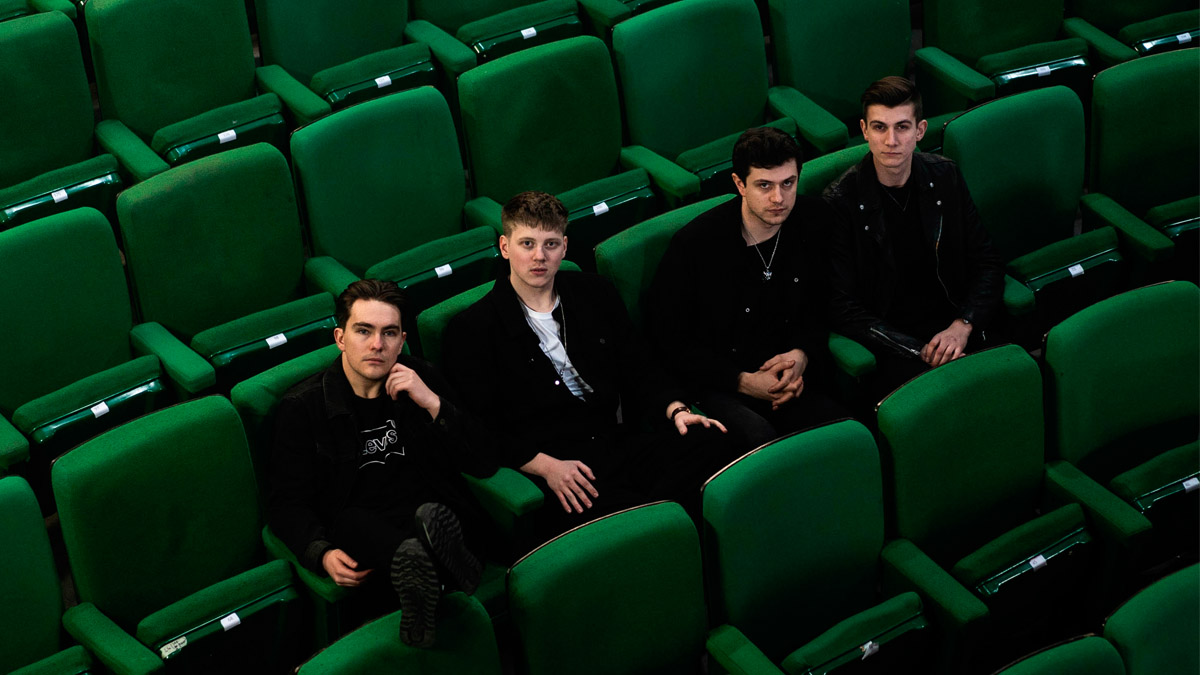 EP REVIEW: The Covasettes – The Cova Guide To Sunset Vibes