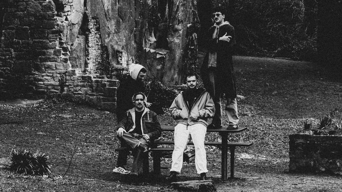 Single Review: Maruja – One Hand Behind The Devil
