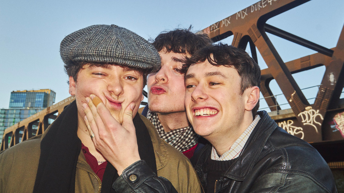 Single Review: PLAY DEAD – Thameslink