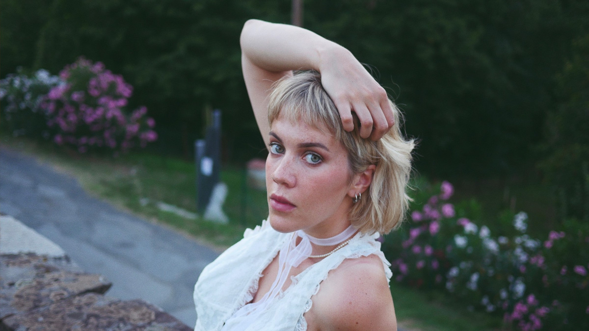 Single Review: Bess Atwell – Release Myself