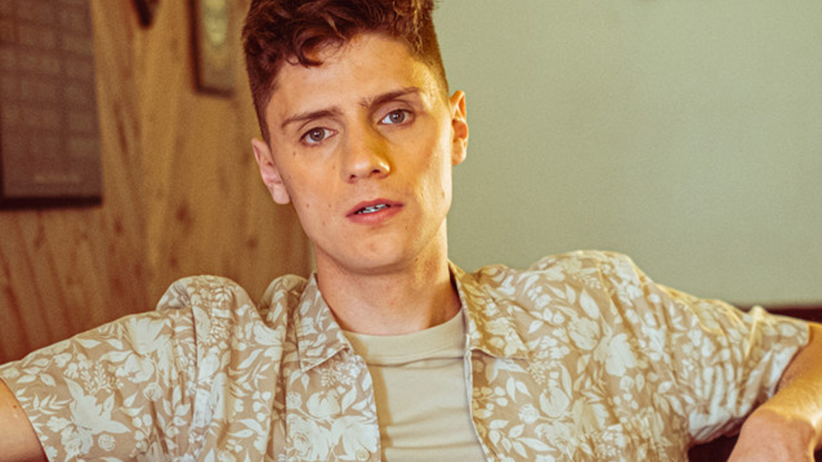 Single Review: Oli Barton – The Light
