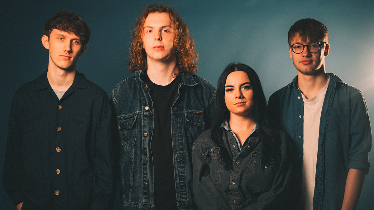 Single Review: Playfare – Bad Communicators