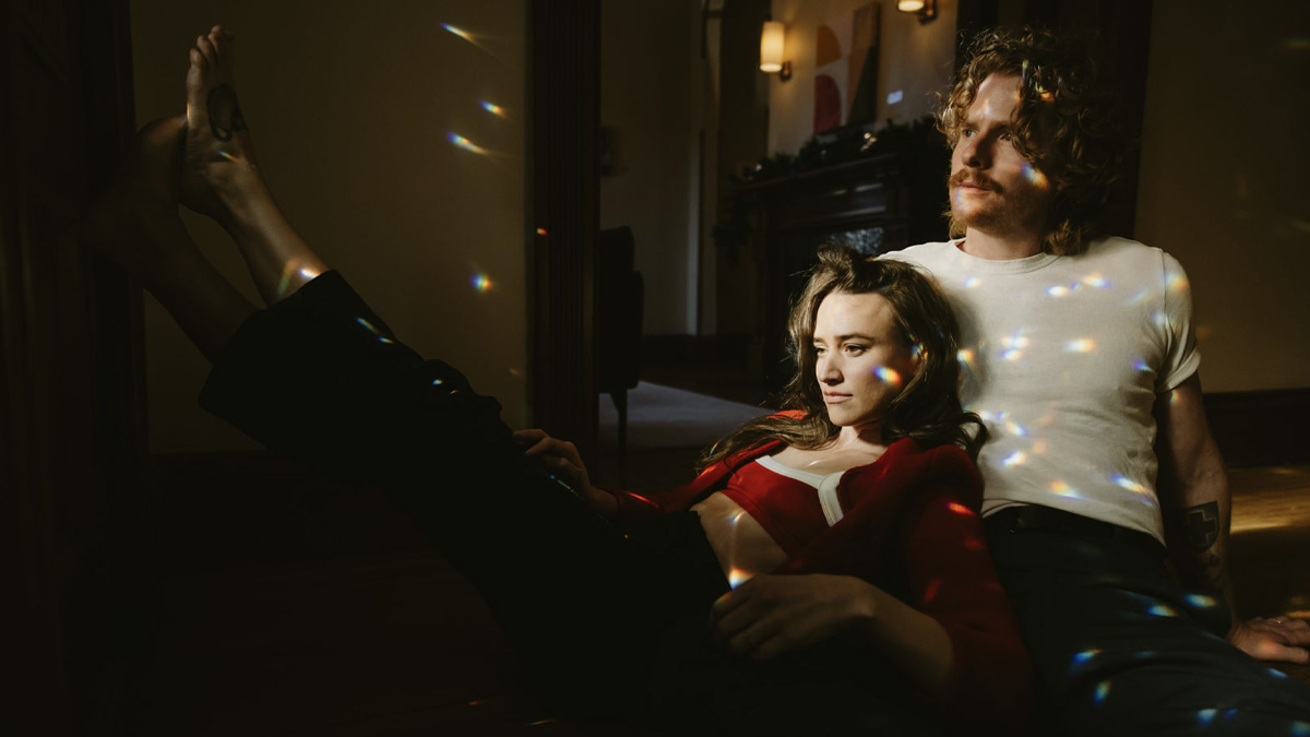 Album Review: The Ballroom Thieves – Sundust