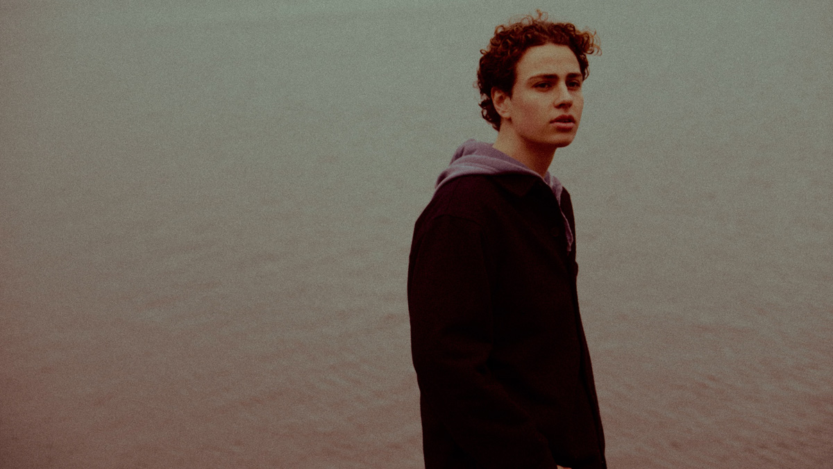 Single Review: Noak Hellsing – Empty the Bags