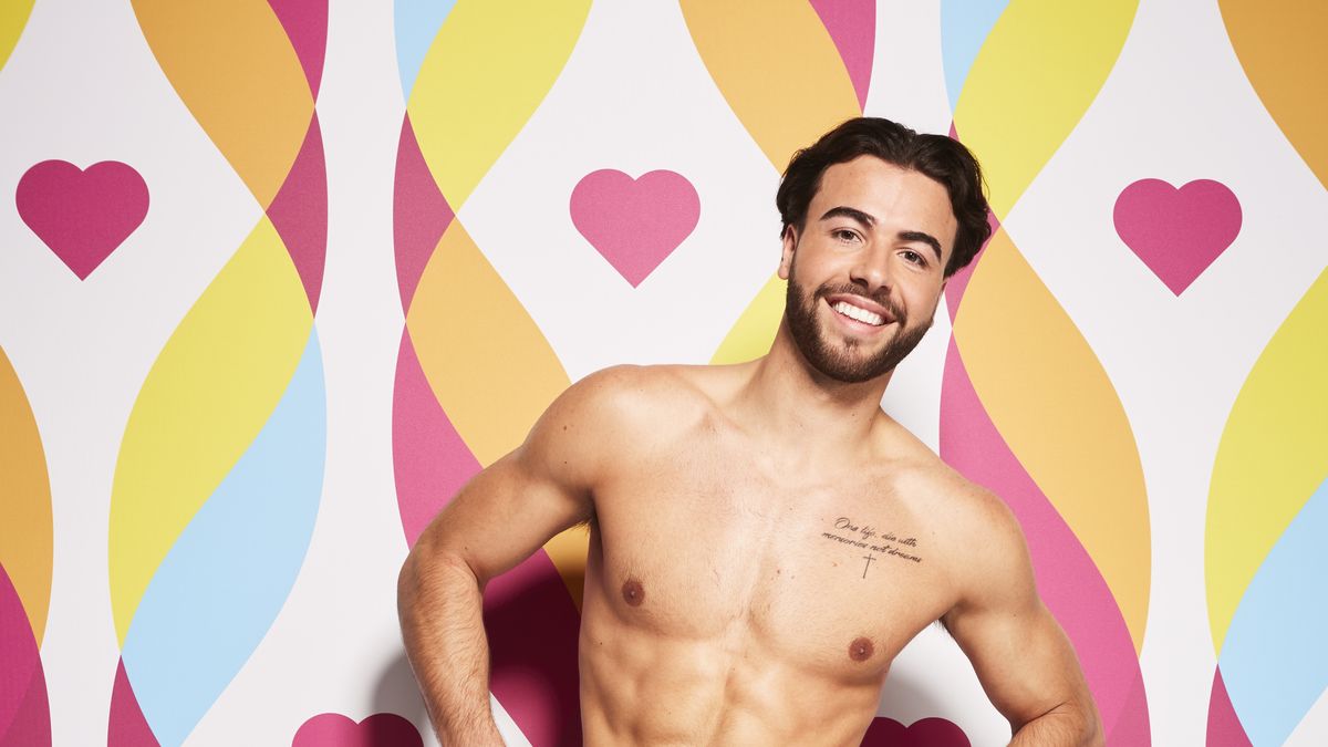Glam presents – Sammy Root Love Island Winner!