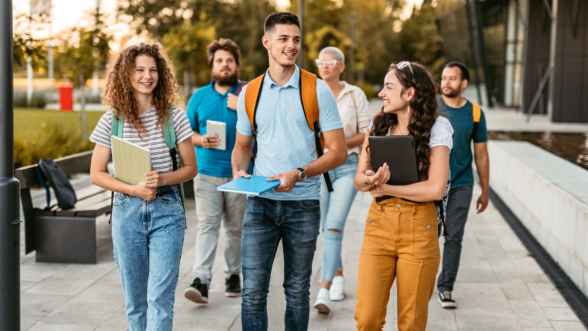 The Ultimate Guide to Starting Uni: Top 100 FAQ Questions Answered