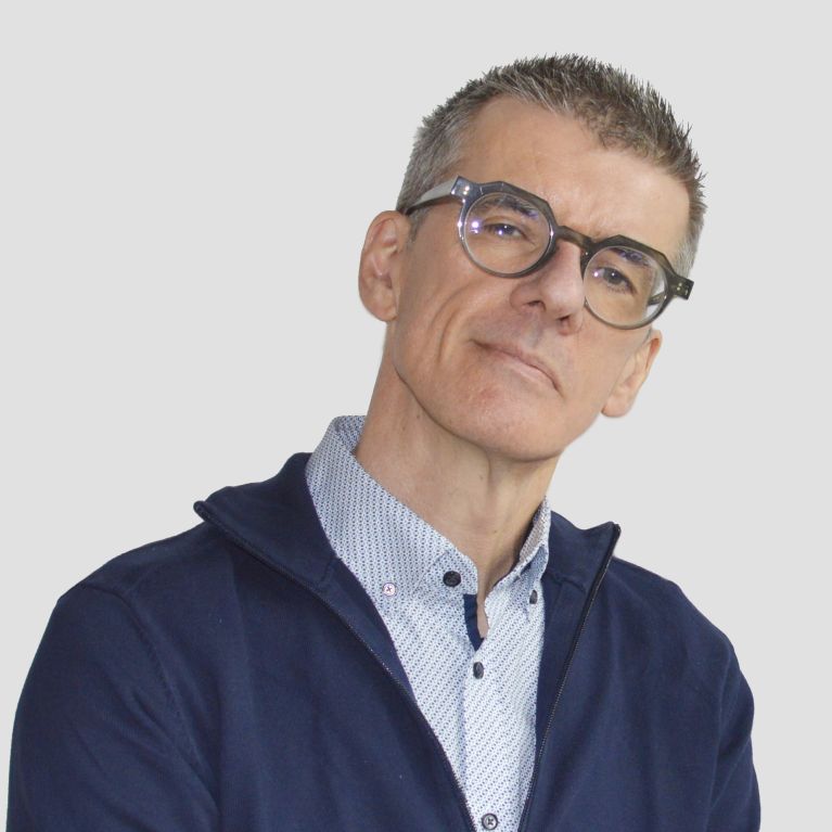 DSC0054 website gray def2 light