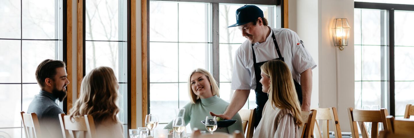 Keittiön vuoromestari, Lapland Hotels Riekonlinna, Saariselkä