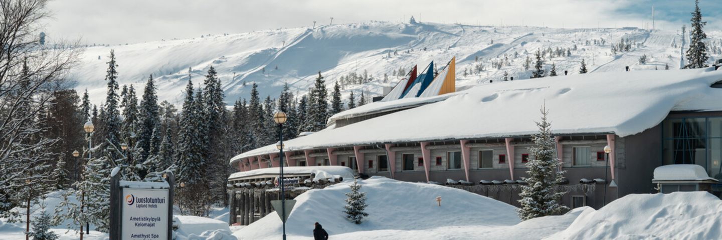 Kerroshoidon vuoropäällikkö, Lapland Hotels Luostotunturi