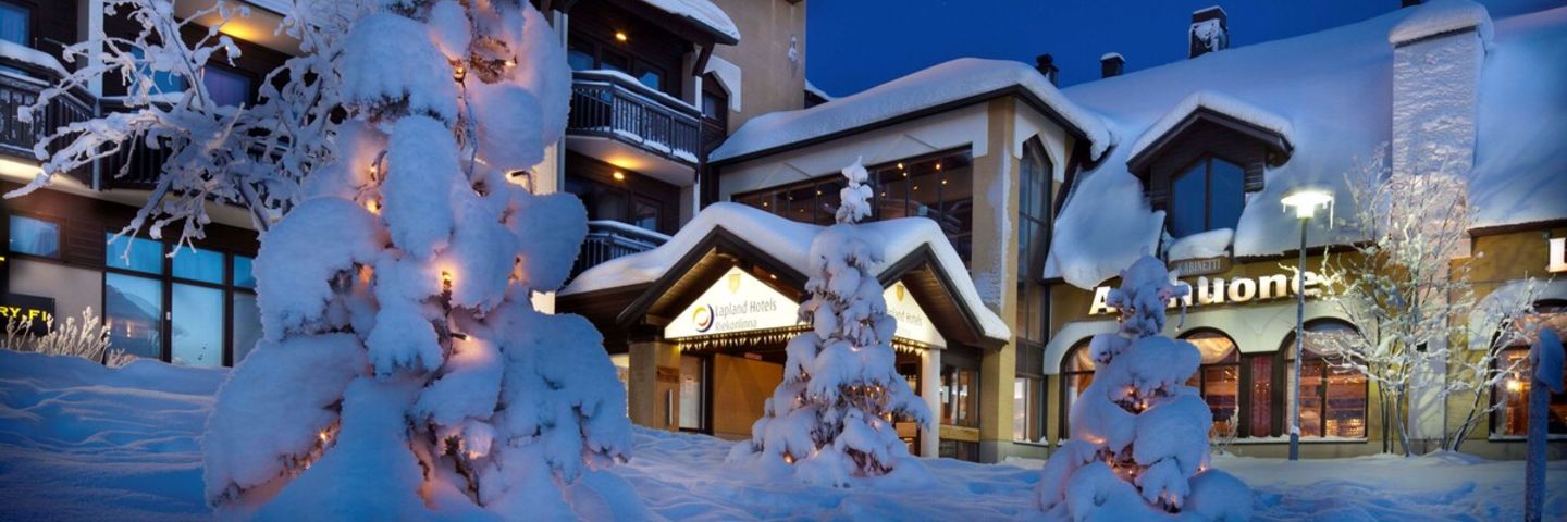 Vastaanottovirkailija yötyöhön, Lapland Hotels Riekonlinna, Saariselkä