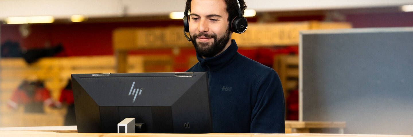 Front Desk -asiakaspalvelija, Lapland Safaris