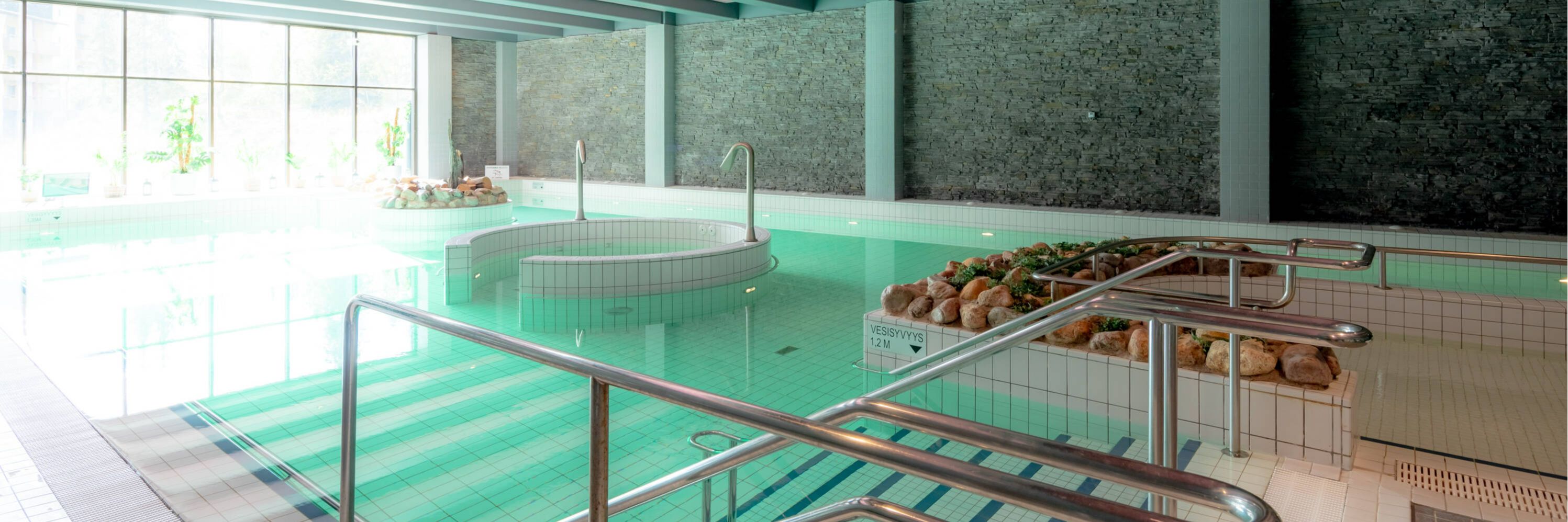 Allasvalvoja, Lapland Hotels Saaga, Ylläs