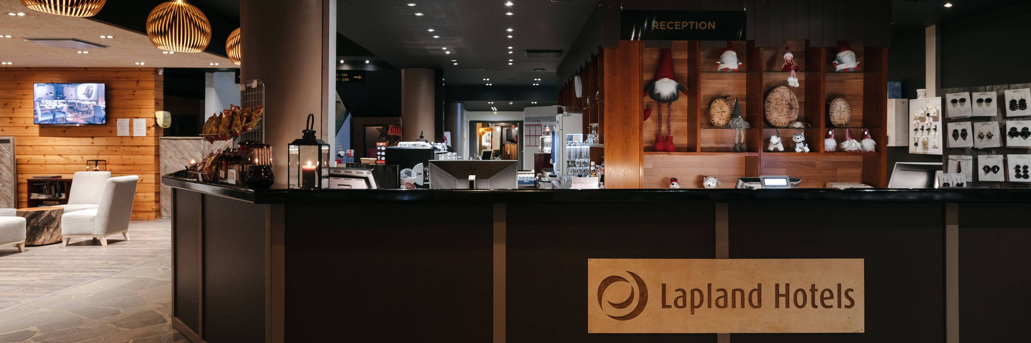 Vastaanottovirkailija, Lapland Hotels Ylläskaltio, Ylläs