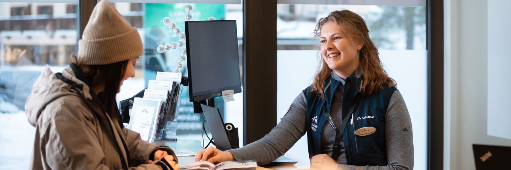 Front Desk -asiakaspalvelija, Lapland Safaris  