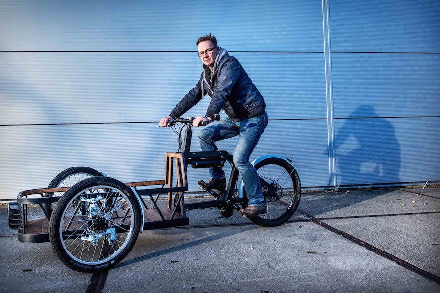 René van Corven op zijn vrachtbakfiets