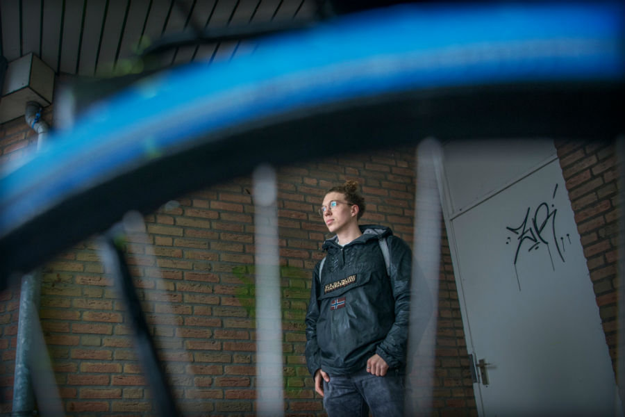Typerende blauwe band van de Swapfiets