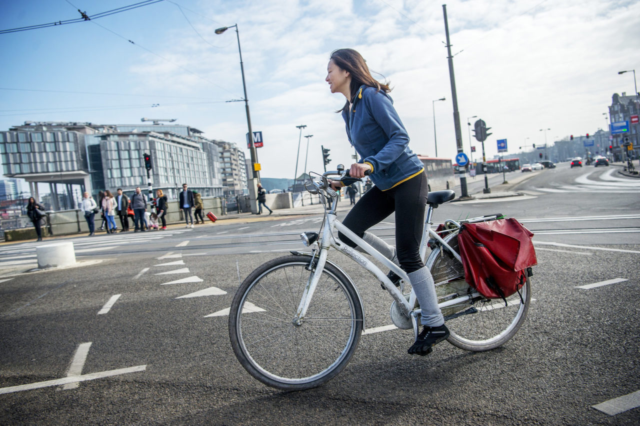 xing chen op de fiets