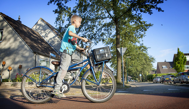 raphy van dam, kylie van dam, fietsgezin