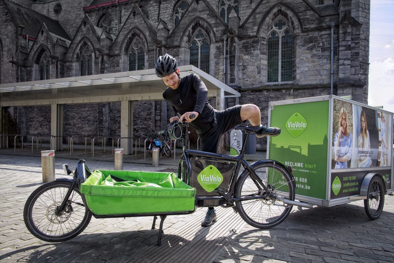 Fietskoerier in Deinze, België