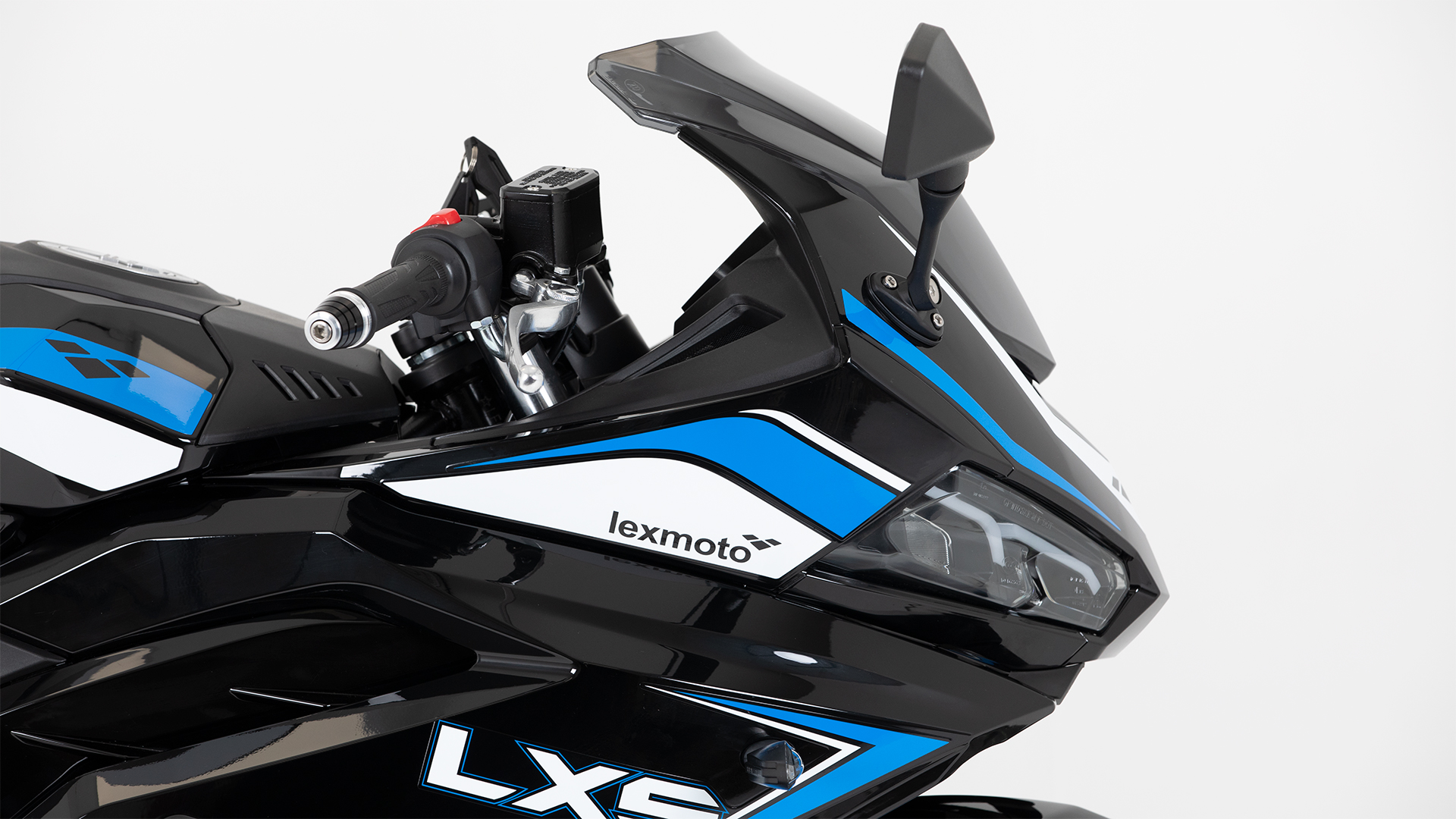 New Lexmoto LXS 125 Euro 5 for sale in Maidstone, Kent Oakley Motorcycles Ltd New Lexmoto LXS 125 Euro 5 for sale in Maidstone, Kent Oakley Motorcycles Ltd