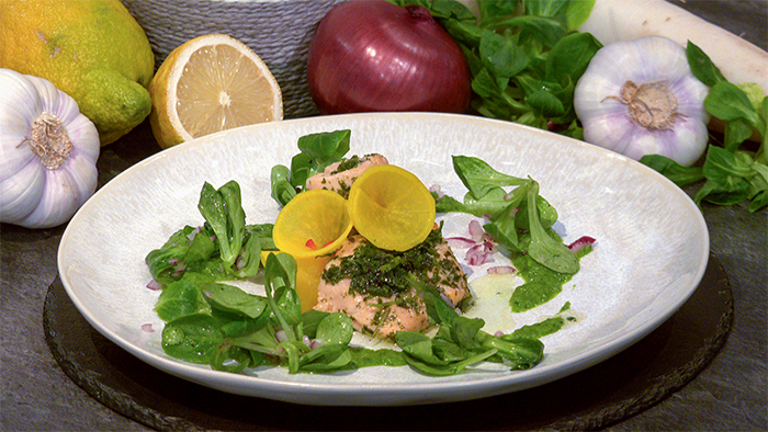 Forelle mit dreierlei Rettich und Feldsalat