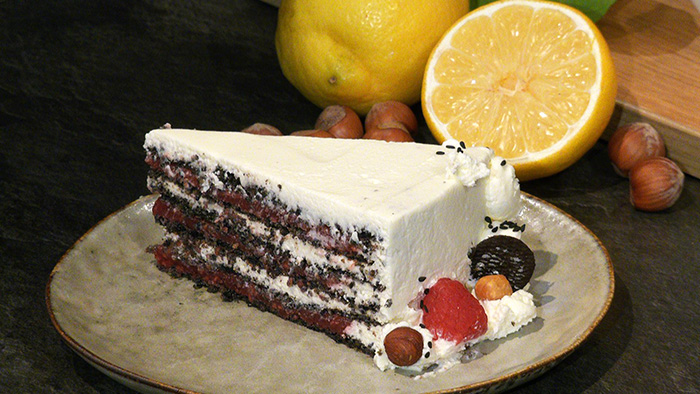 Himbeer-Sesam-Torte