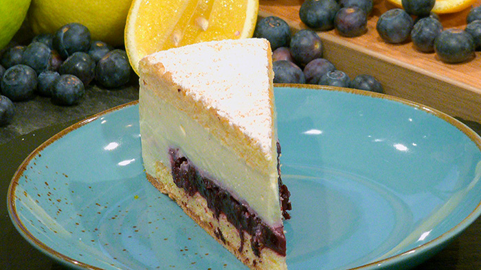 Käsesahnetorte mit Heidelbeeren