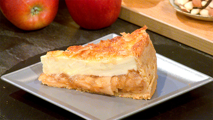 Apfel-Käsekuchen mit Mandelknusper
