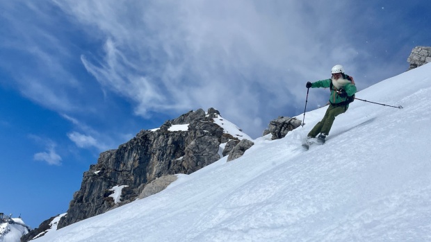Bild: Edgar Brigel beim Skifahren Rechte: BR / Michael Düchs