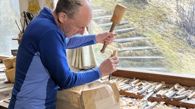 Bild: Egon Digon bei der Arbeit, Rechte: BR / Georg Bayerle