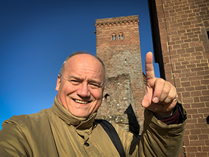 Südansicht der Oberburg des Trifels