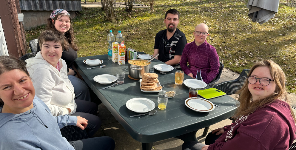 600 pixels wide image