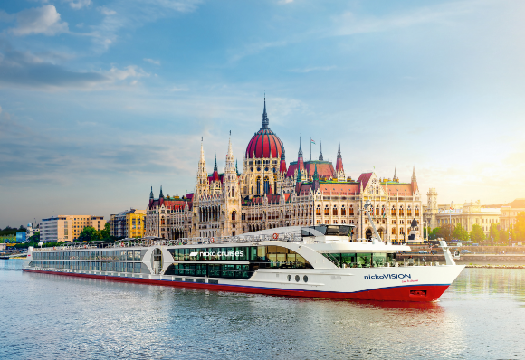 600 pixels wide image