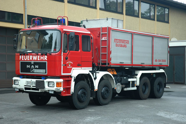 Duisburg MAN Prime mover