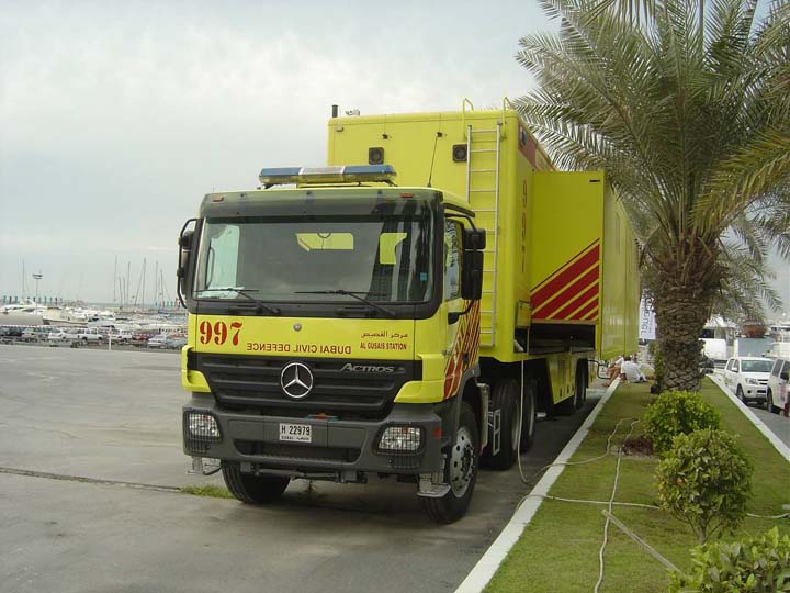 Dubai Civil Defence Mercedes Mobile Operations