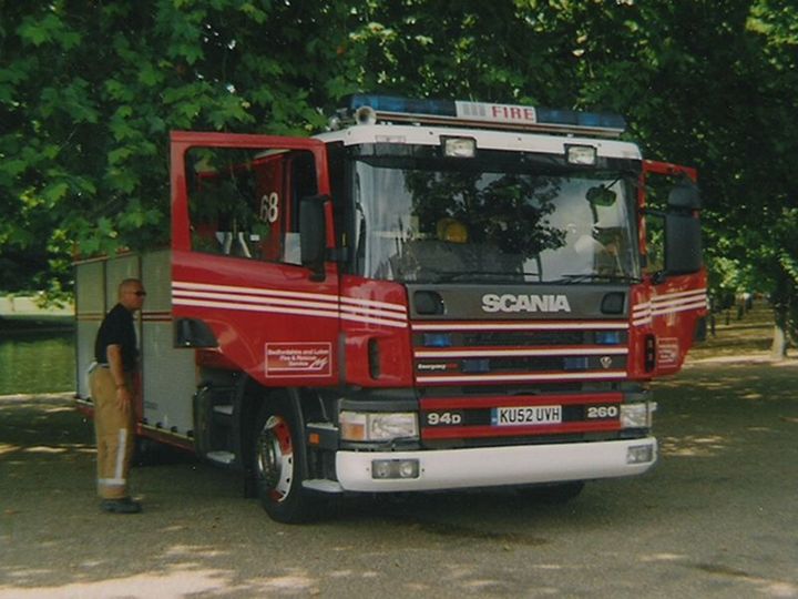 Bedfordshire Scania number 68