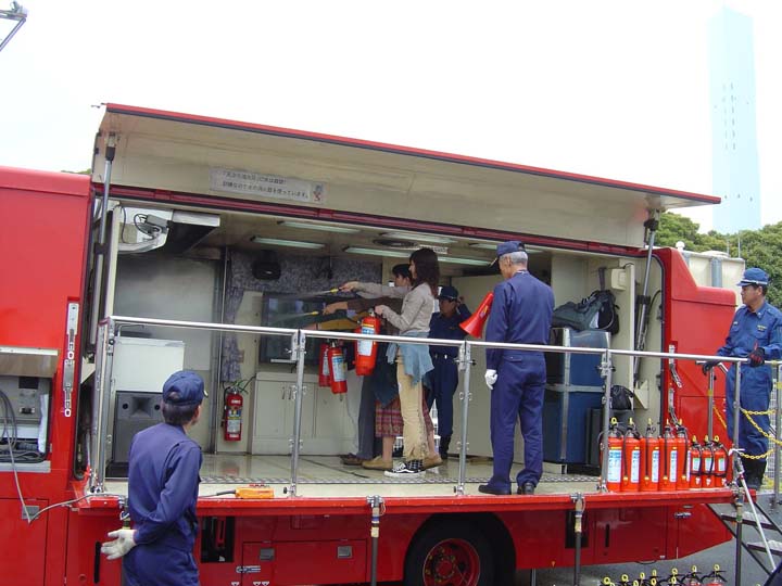 Tokyo Fire Brigade Kitchen Fire Simulation  Van 