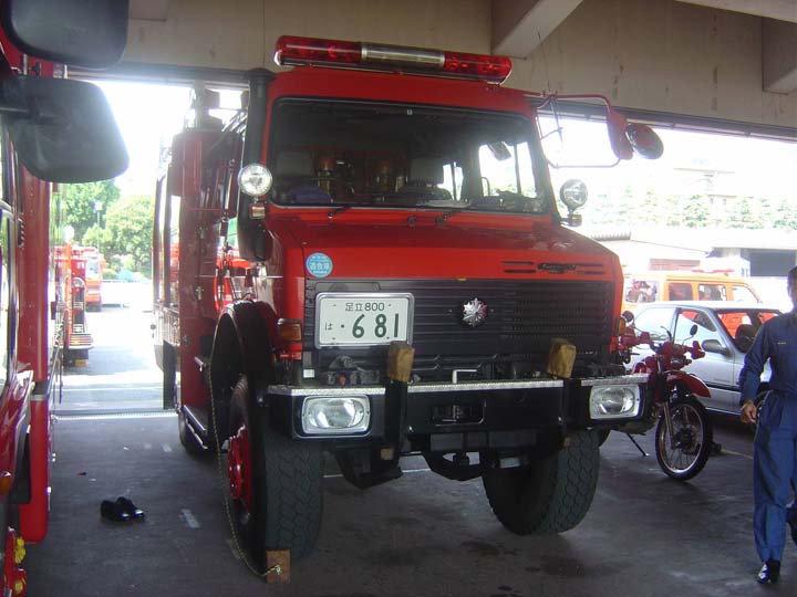 Tokyo Fire Department Mercedes Benz Unimog