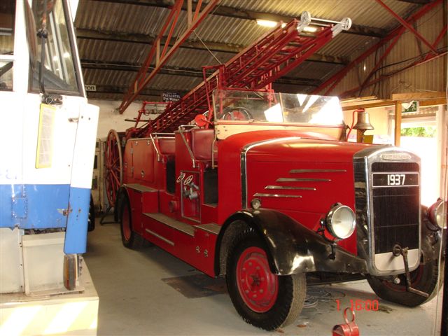 Dennis Big Six Pump escape GLW 168