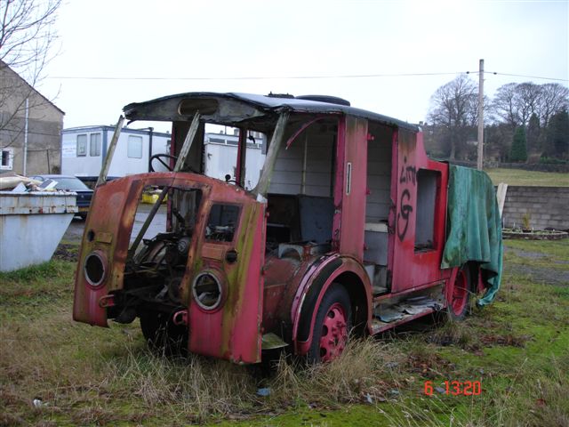 Dennis F8